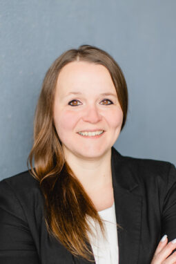 Nadine Schwing