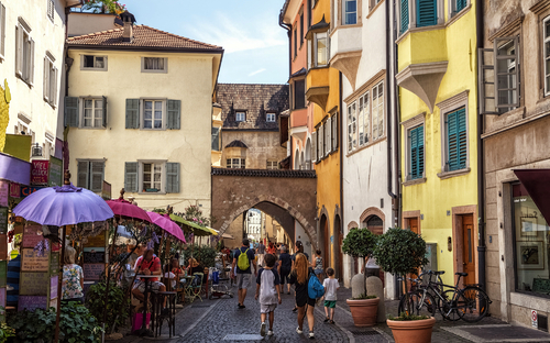 Bozen - Via Dr. Josef Streiter - ©Ingo Bartussek - stock.adobe.com