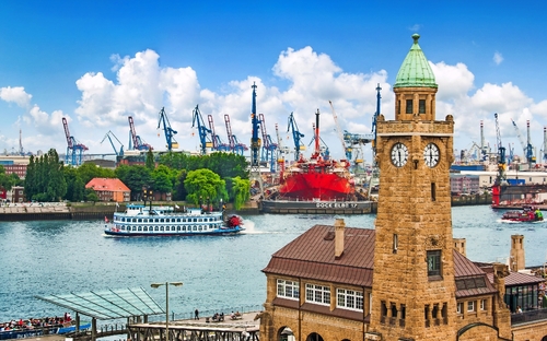 Blick auf den Hamburger Hafen