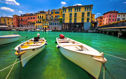 Peschiera - Boote - ©xbrchx - stock.adobe.com