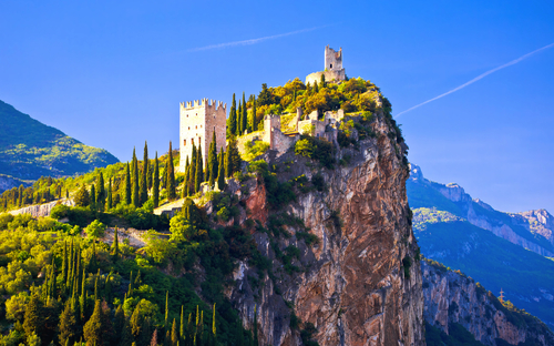 Castello di Arco - ©xbrchx - stock.adobe.com
