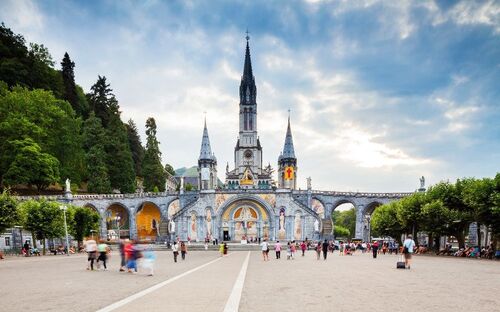 Lourdes - Heiliger Bezirk