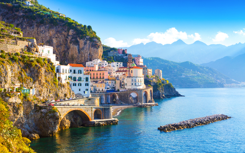 Blick auf Amalfi - ©proslgn - stock.adobe.com