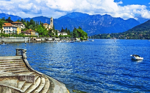 Blick auf den Comer See - © Freesurf - Fotolia