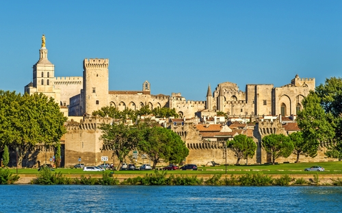 Avignon - Papstpalast - © milosk50 - Fotolia