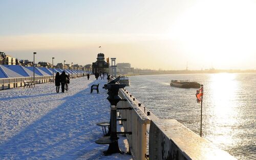 Antwerpen - Winterliche Promenade - © Antwerpen Tourismus&Kongress, Fotograf Jan Crab