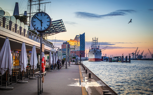 Hamburg - Hafen - © powell83 - stock.adobe.com