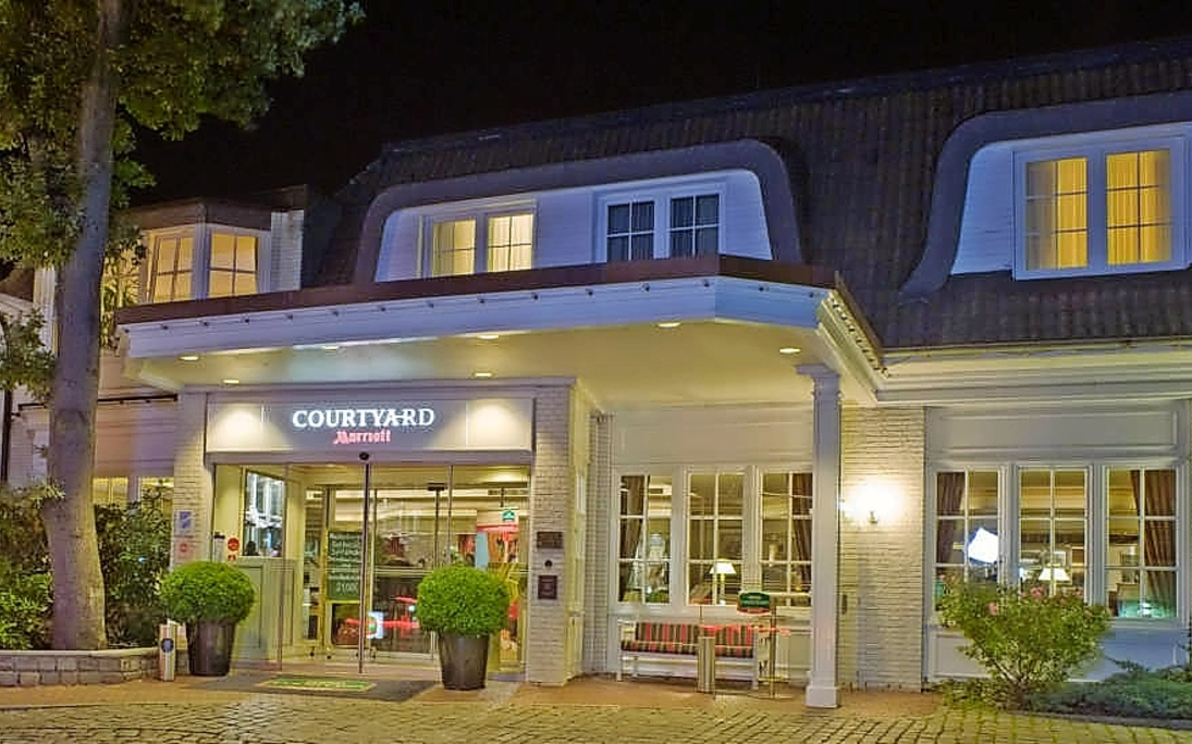 Courtyard by Marriott Hamburg Airport