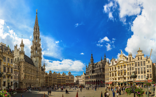 Brüssel - Grand Place - © www.figurniy.com