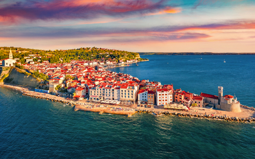 Blick auf Piran - © Andrew Mayovskyy - stock.adobe.com