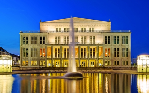 Opernhaus - © mije shots - Fotolia