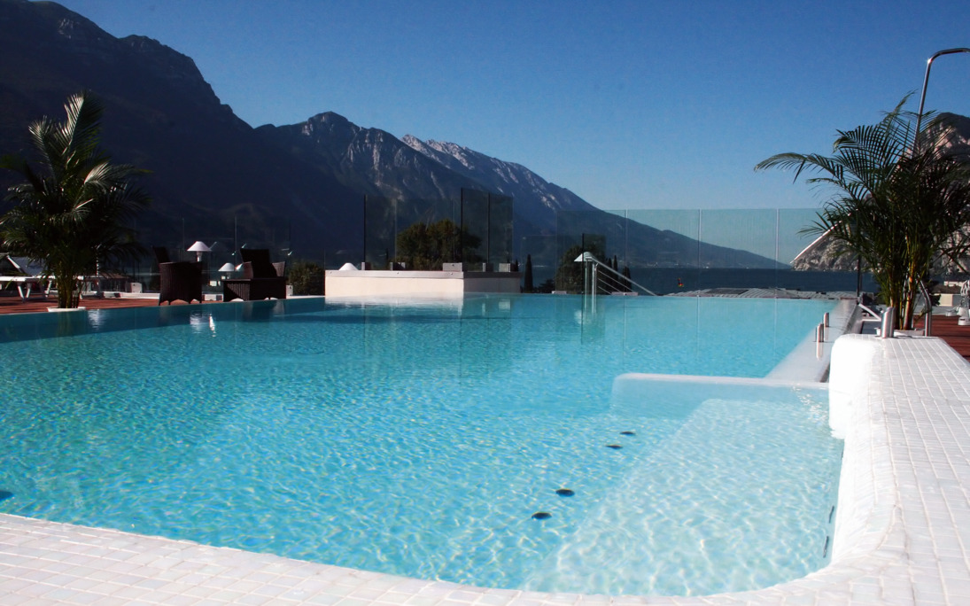 Hotel Kristal Palace - Poolansicht