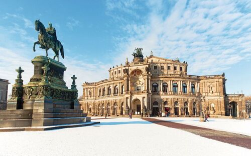Dresden - Semperoper - © Sabine Klein - Fotolia