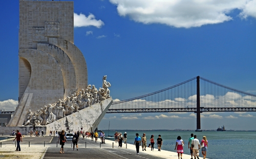 Lissabon - Entdeckerdenkmal - © Henner Damke - Fotolia