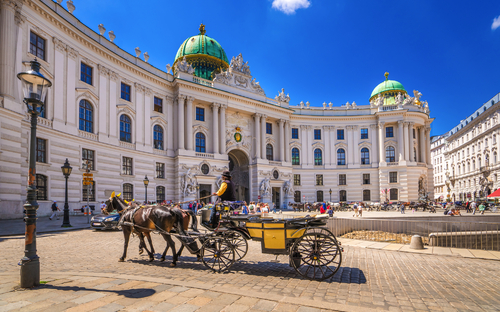 Wien - Alte Hofburg - © Sina Ettmer - stock.adobe.com