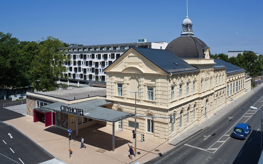 Cityhotel Design & Classic St. Pölten - Außenansicht - ©Schwarz-Koenig