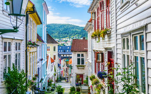 Bergen - Altstadt - © dudlajzov - stock.adobe.com