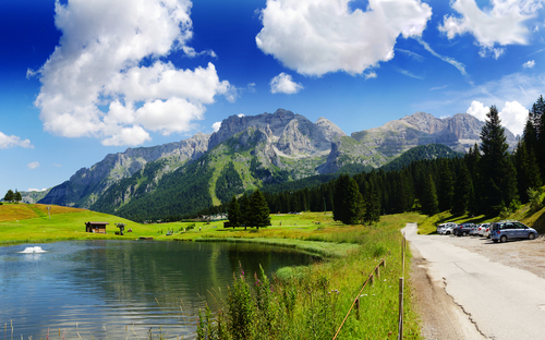 Dolomiten - Panorama - ©pacolinus - stock.adobe.com