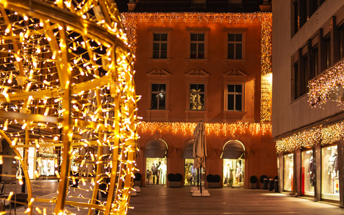 Winterliches Meran - © lotusblüte17 - stock.adobe.com