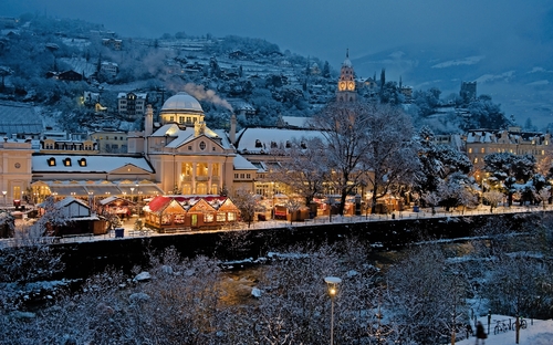 Meran - Weihnachtsmarkt - © NikonSteff - stock.adobe.com