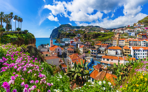 Câmara de Lobos - © Balate Dorin - stock.adobe.com