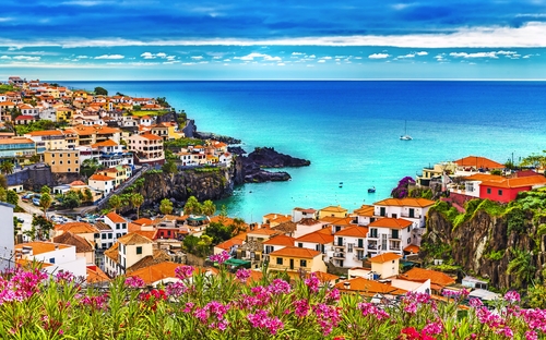 Câmara de Lobos - © Balate Dorin - stock.adobe.com