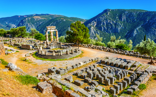 Delphi - Tempel der Athena Pronaia - ©dudlajzov - stock.adobe.com