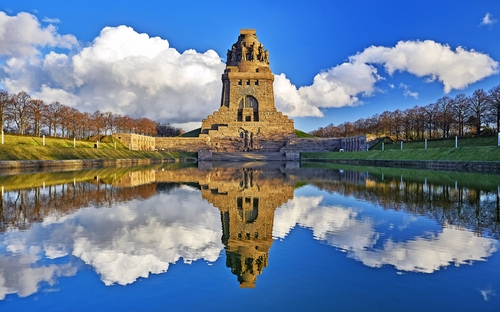 Völkerschlachtdenkmal - © Manuel Schönfeld - Fotolia