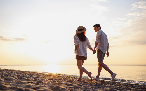 Strandspaziergang - © ViDi Studio - stock.adobe.com