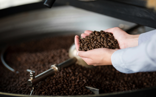 Besuch - Kaffeerösterei - © contrastwerkstatt - stock.adobe.com