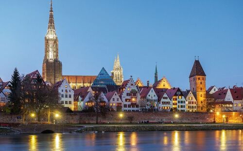 Ulm - Stadtpanorama - © Manuel Schnfeld - Fotolia