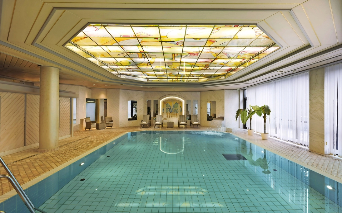 Hotel Maritim Ulm - Pool