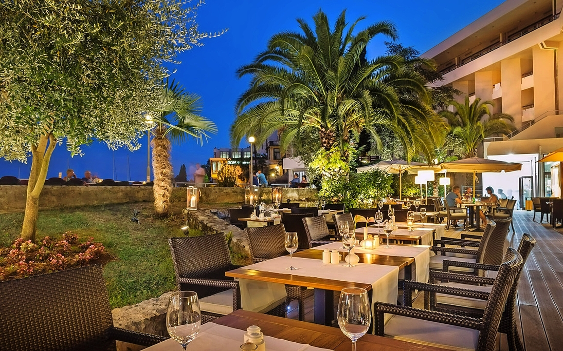 Hotel Admiral - Terrasse - Hotel Remisens Admiral