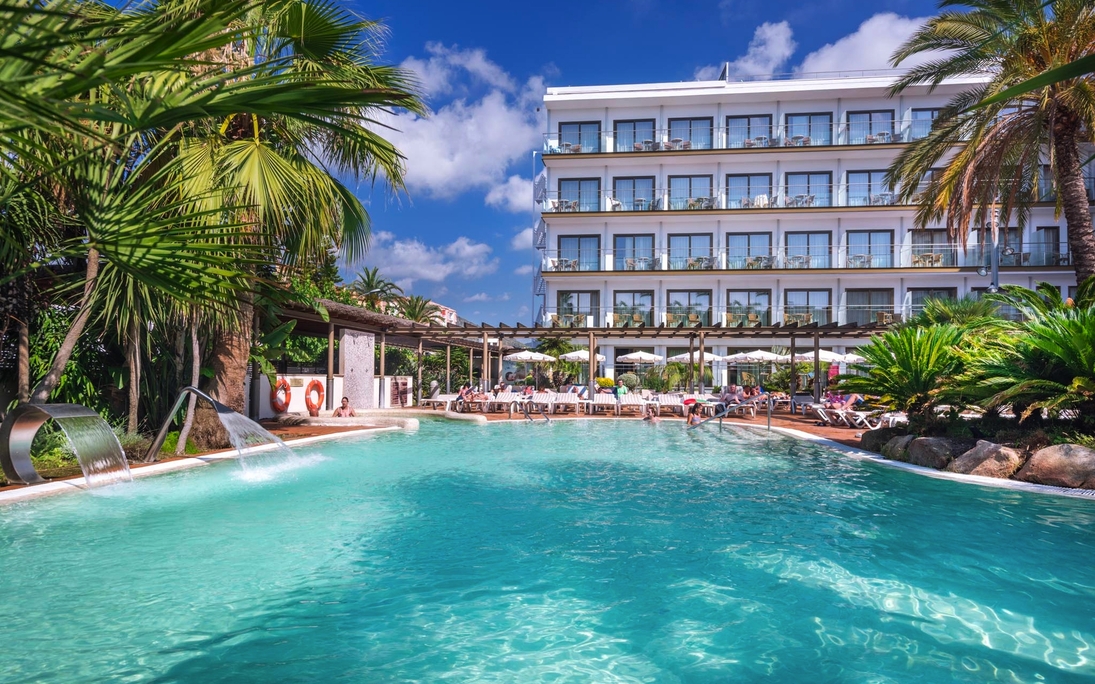 Sumus Hotel Stella & Spa - Außenansicht - ©JoanRibot